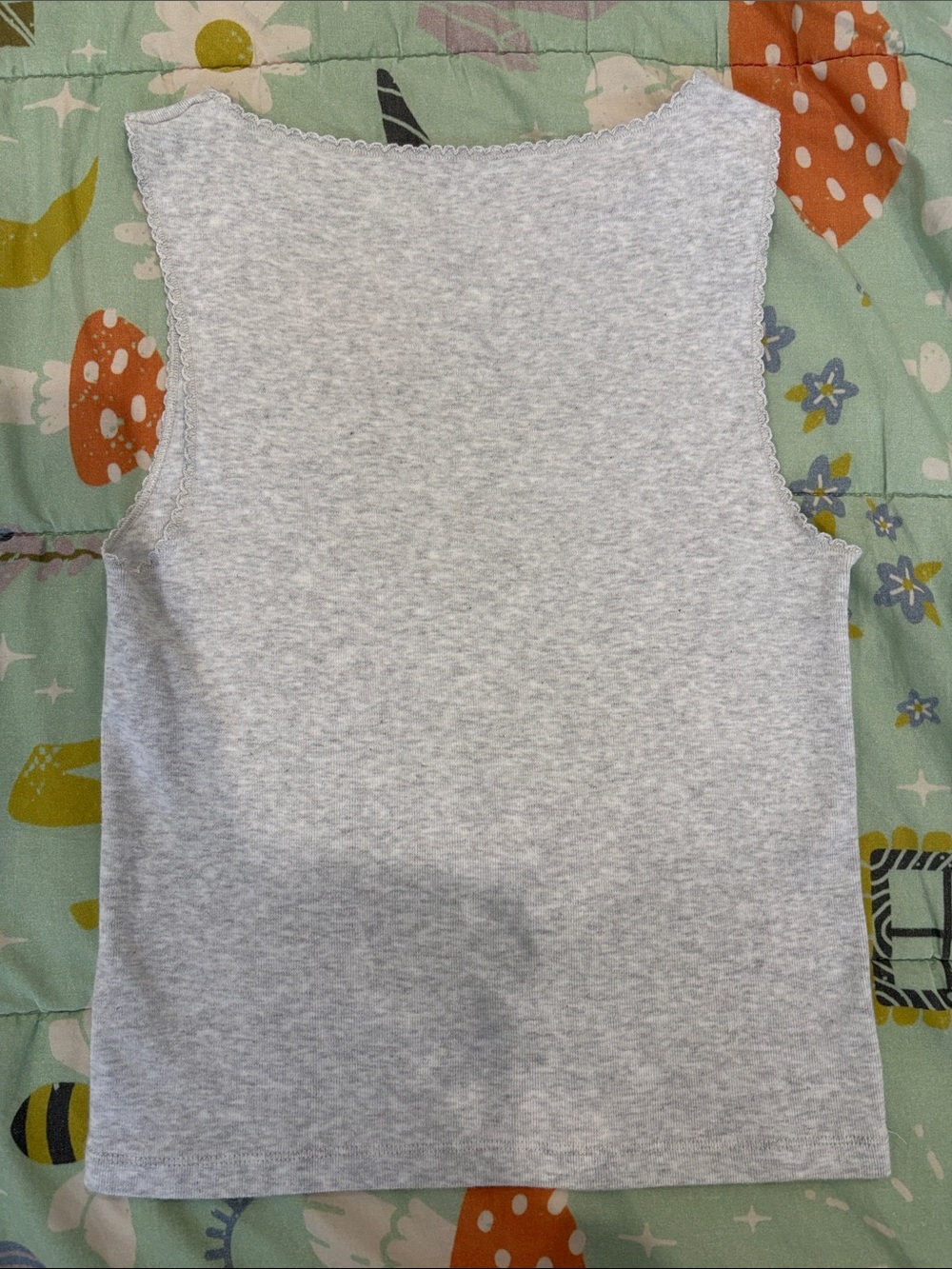 Brandy Melville NWOT Heather Gray Tank - Picture 3 of 4